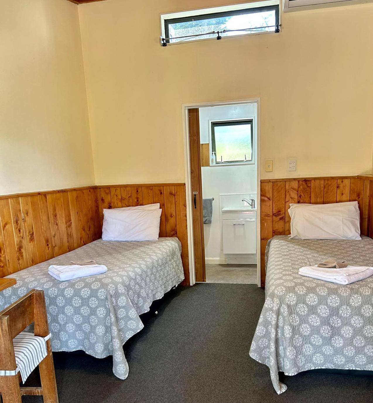 Mystery Creek Motel Rukuhia Zewnętrze zdjęcie